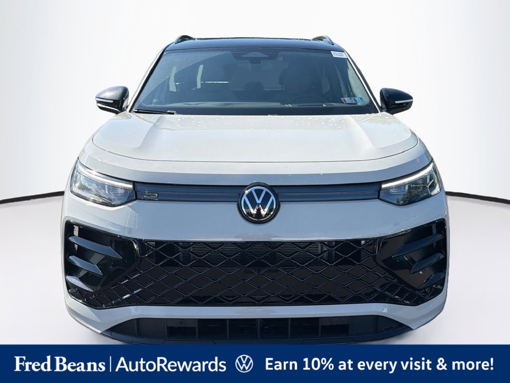 New 2026 Volkswagen Tiguan SE R-Line Black SUV