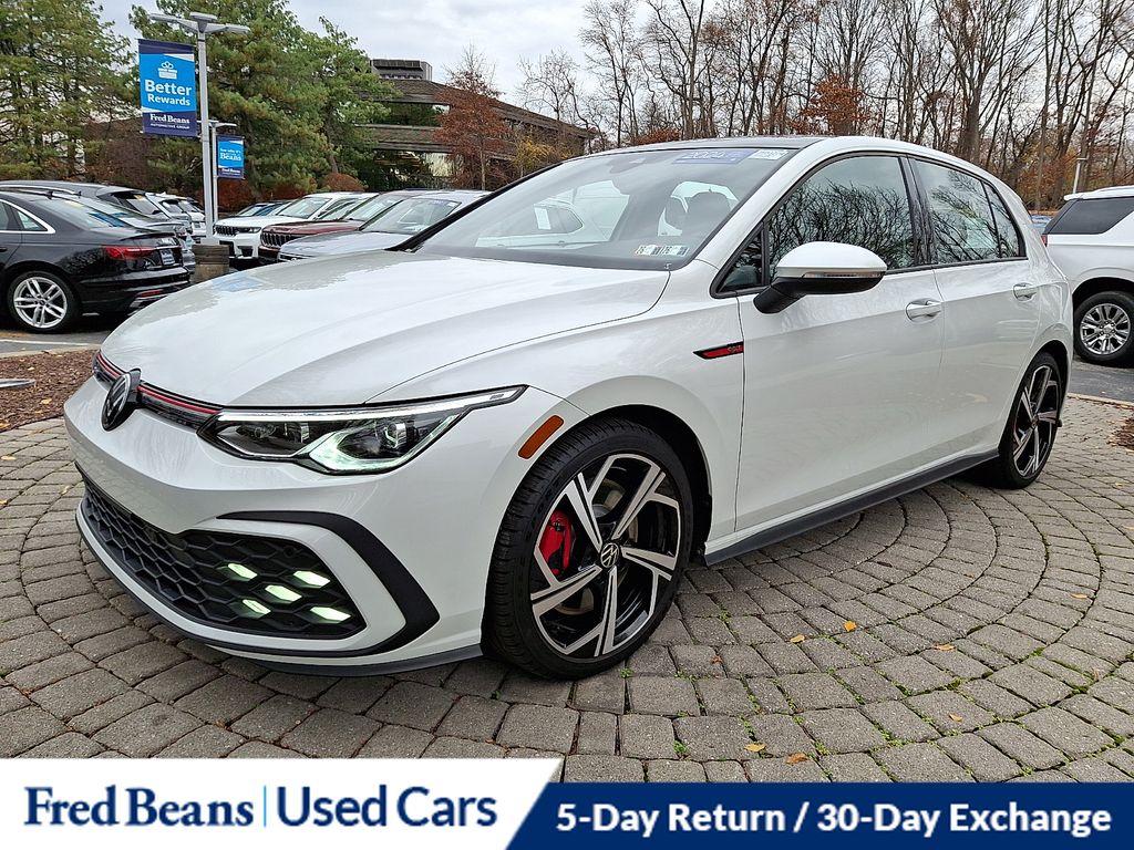 2024 Volkswagen Golf GTI SE photo 3