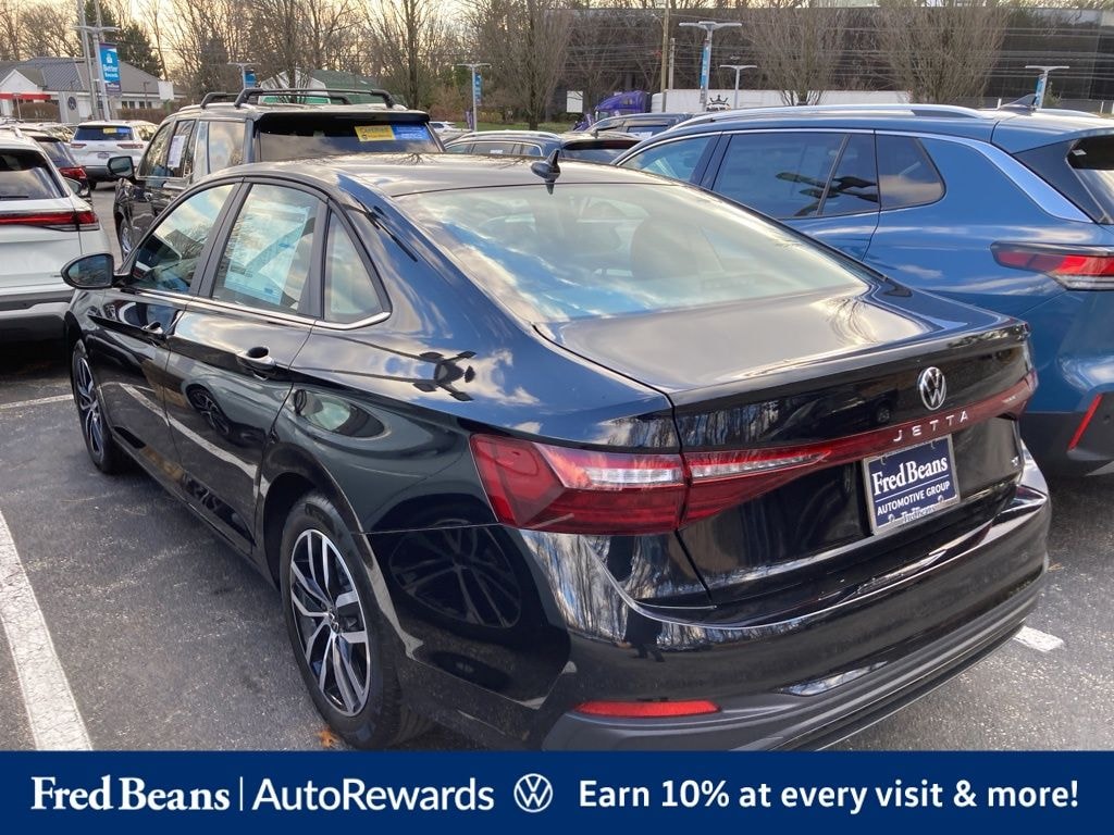 New 2026 Volkswagen Jetta 1.5T SE Sedan