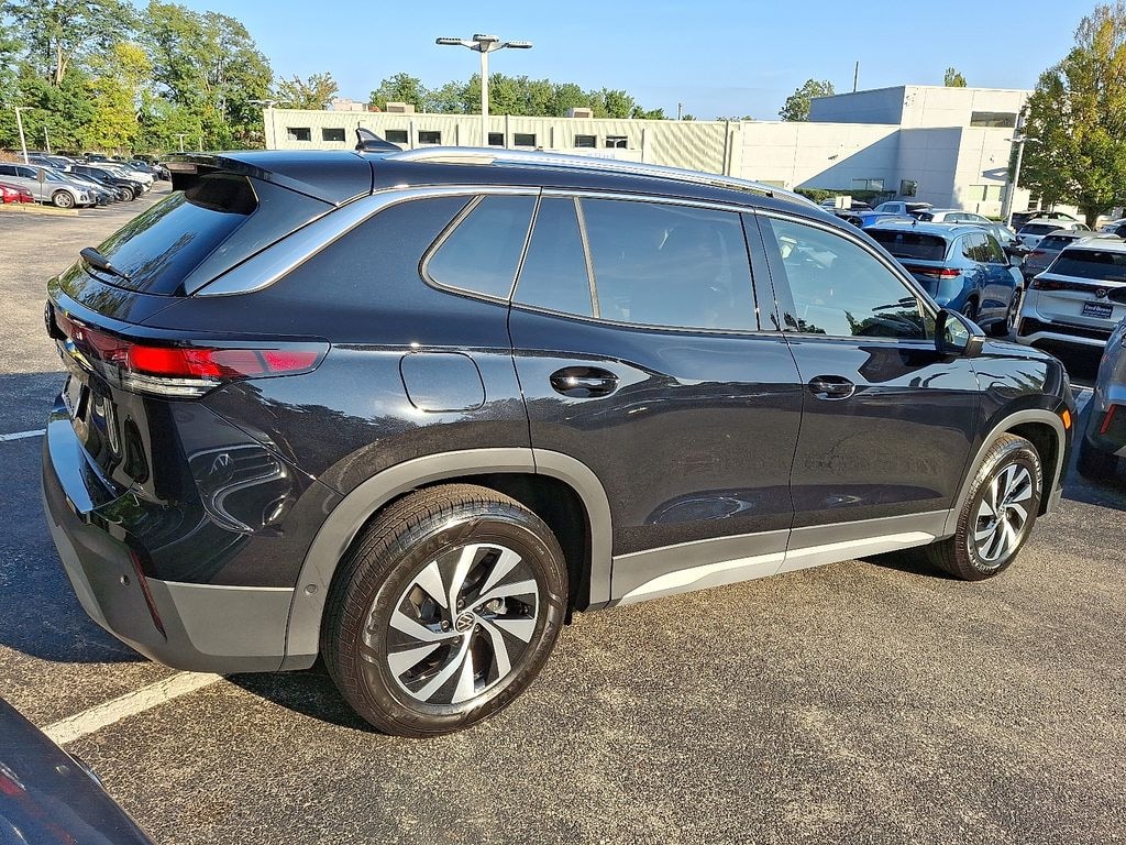 New 2025 Volkswagen Tiguan 2.0T S SUV