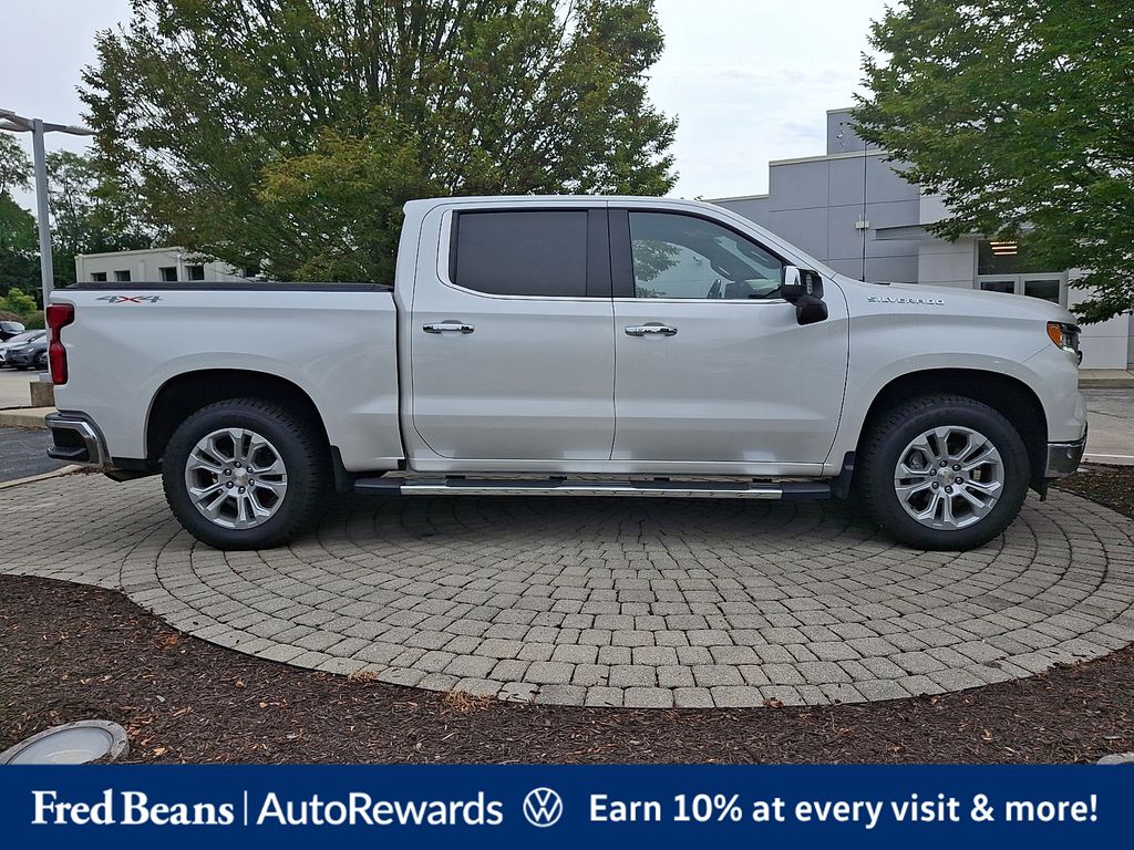 2022 Chevrolet Silverado 1500 LTZ - Photo 9