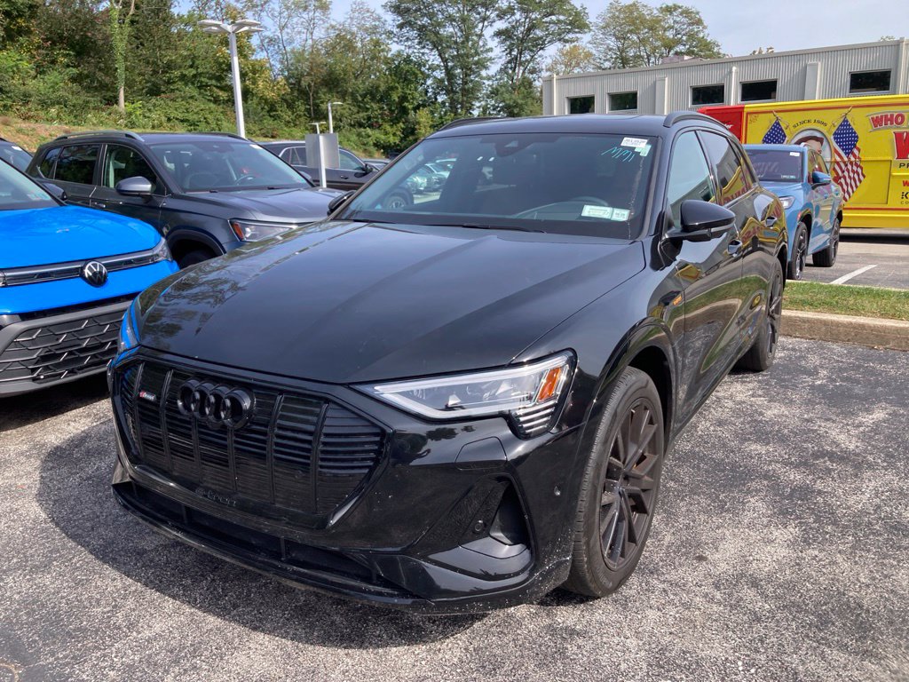Used 2023 Audi e-tron Premium SUV
