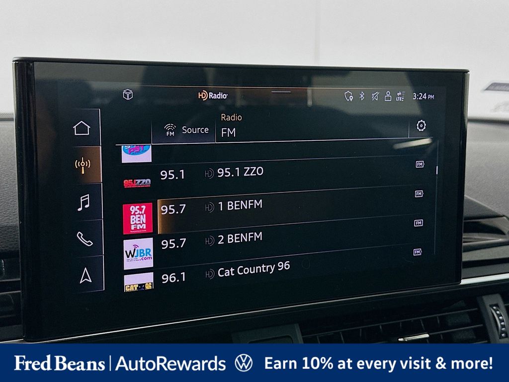 2023 Audi A4 Premium - Photo 19