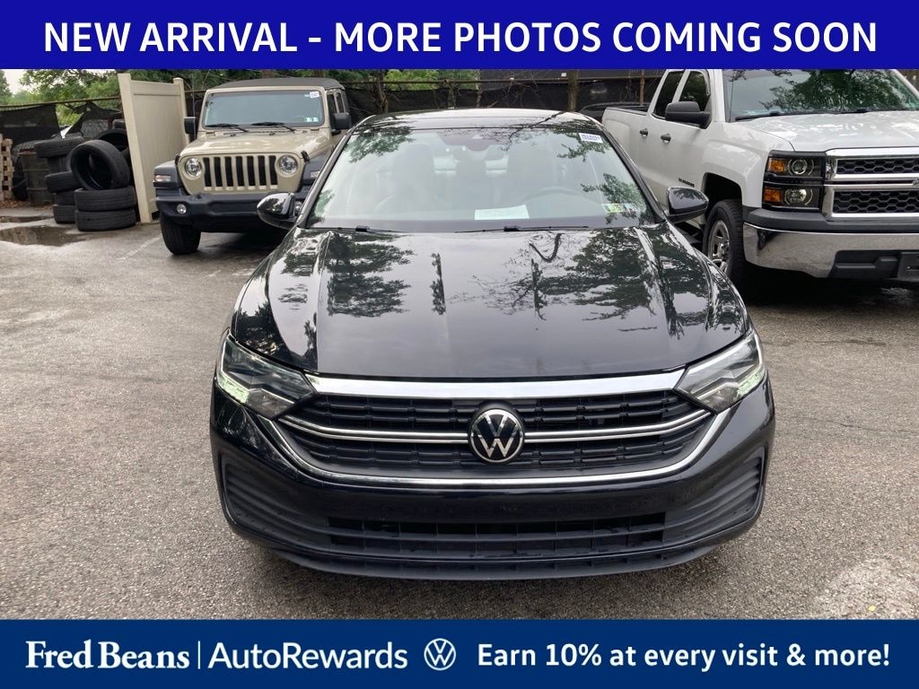 Used 2023 Volkswagen Jetta 1.5T SE Sedan