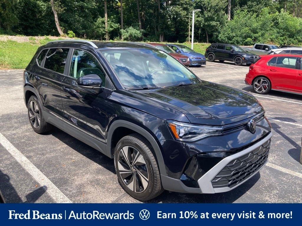 New 2026 Volkswagen Taos 1.5T SE SUV