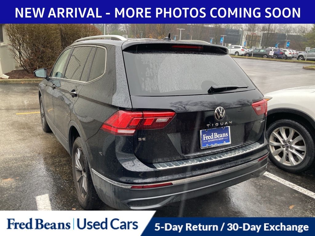 2022 Volkswagen Tiguan SE photo 4
