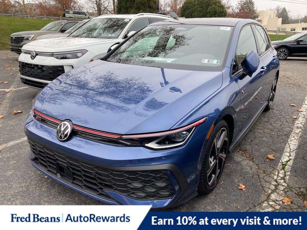 2026 Volkswagen Golf GTI SE photo 3