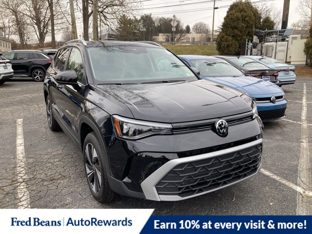 2026 Volkswagen Taos SE's photo