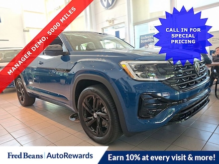 2025 Volkswagen Atlas Cross Sport 2.0T SEL R-Line Black SUV