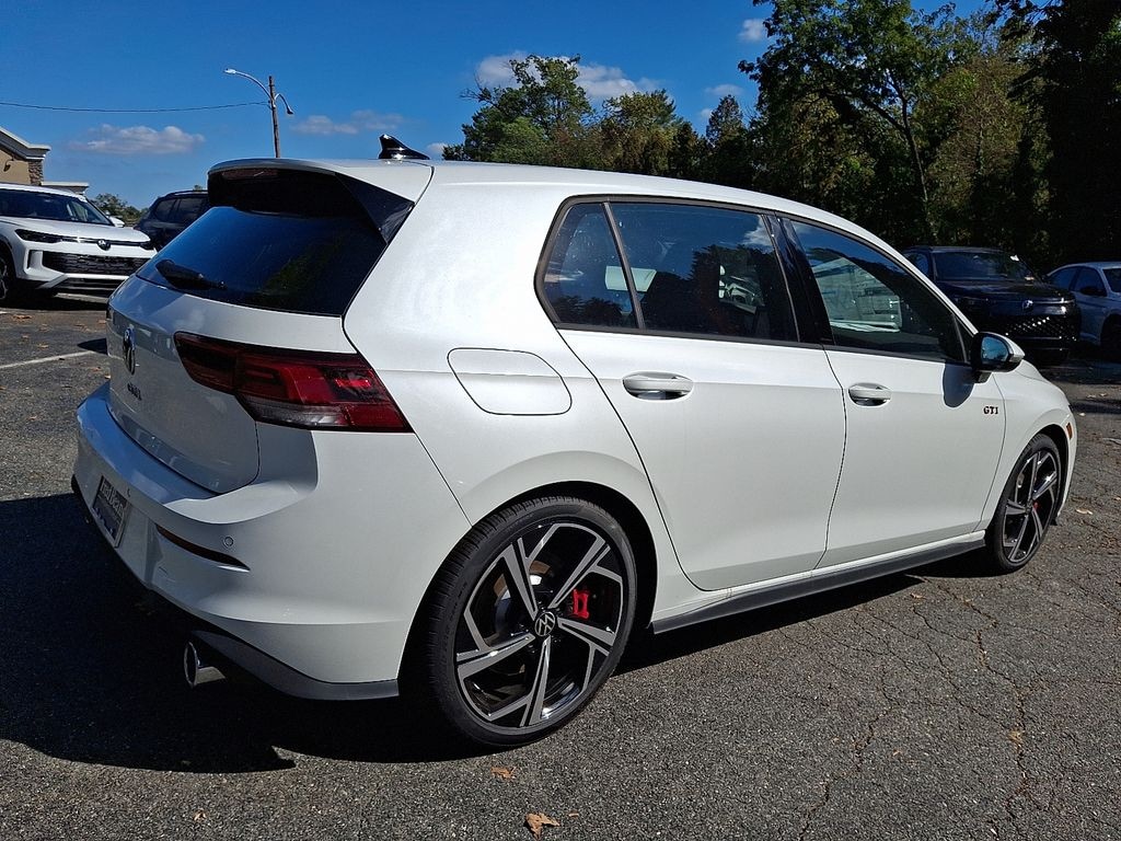 New 2025 Volkswagen Golf GTI 2.0T SE Hatchback