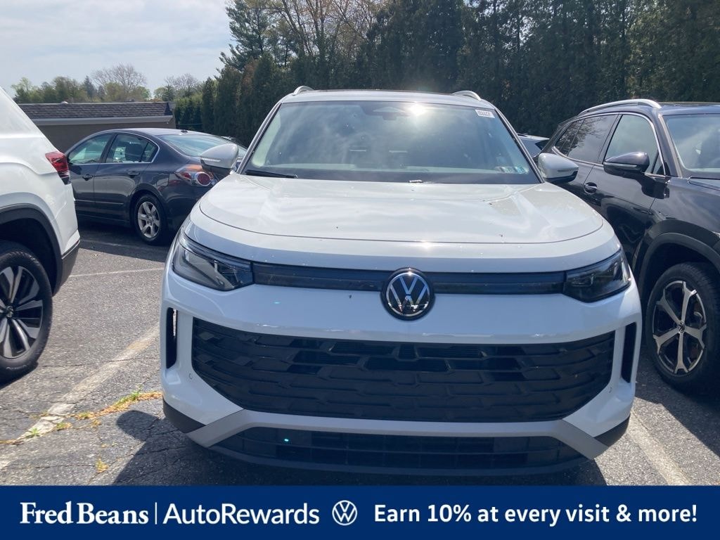 New 2026 Volkswagen Tiguan 2.0T SE SUV