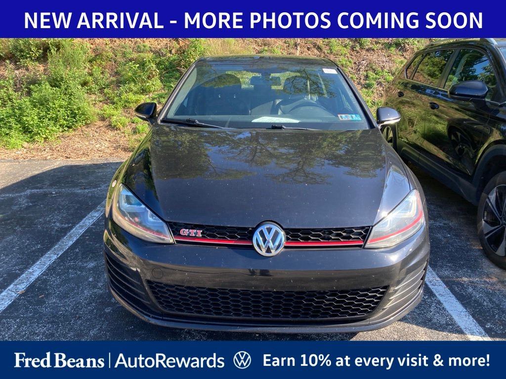 Used 2017 Volkswagen Golf GTI SE with VIN 3VW547AU3HM077021 for sale in Devon, PA