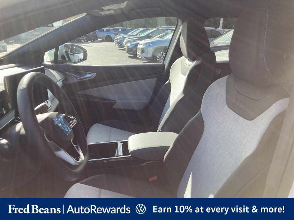 2025 Volkswagen ID.4 PRO - Photo 9