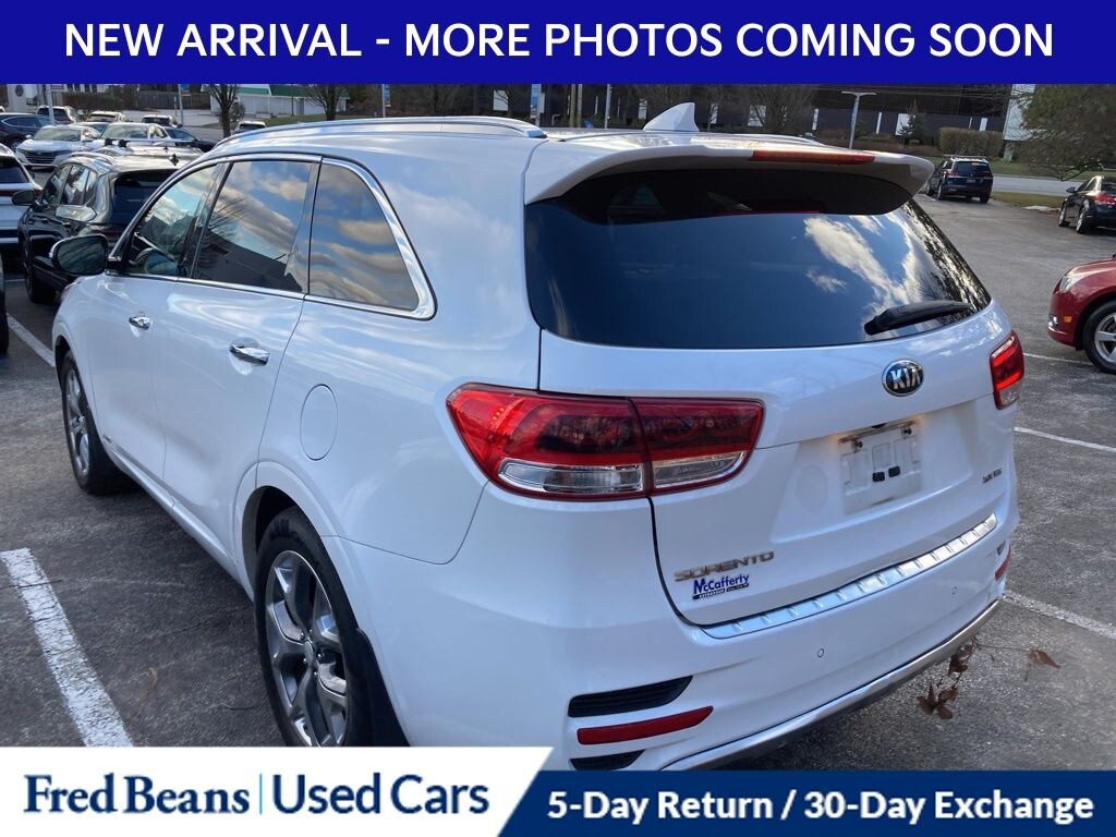 Used 2017 Kia Sorento 3.3L SX SUV
