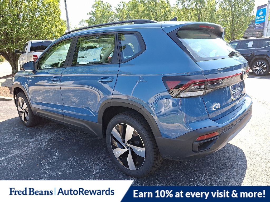 New 2025 Volkswagen Taos 1.5T S SUV