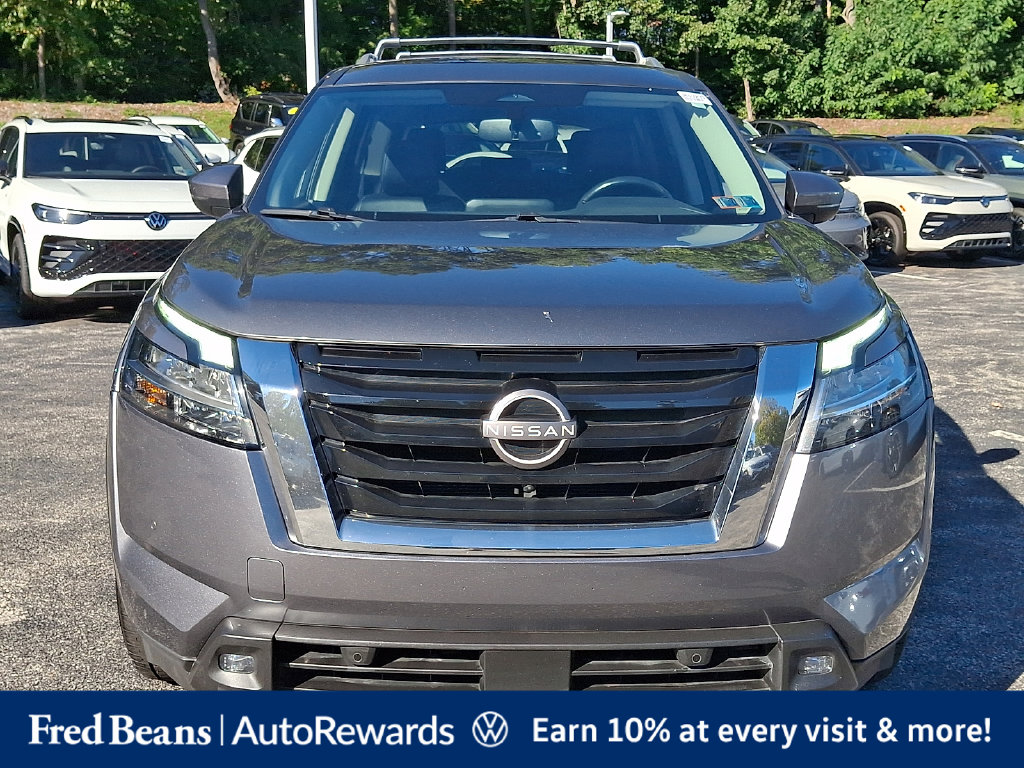 Used 2022 Nissan Pathfinder SL with VIN 5N1DR3CC1NC247740 for sale in Devon, PA