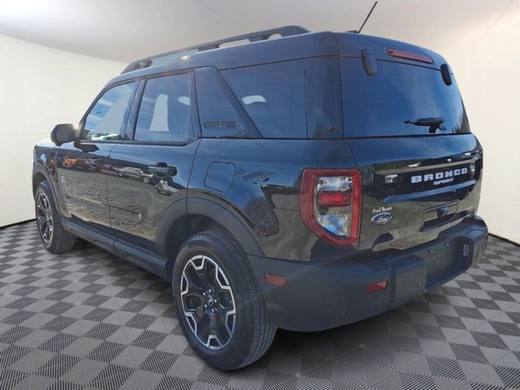 Used 2025 Ford Bronco Sport Outer Banks SUV