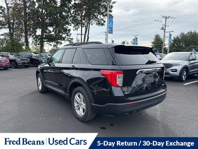 2022 Ford Explorer XLT photo 3