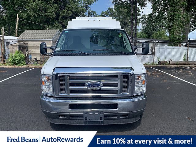 2025 Ford E-350 Base photo 2