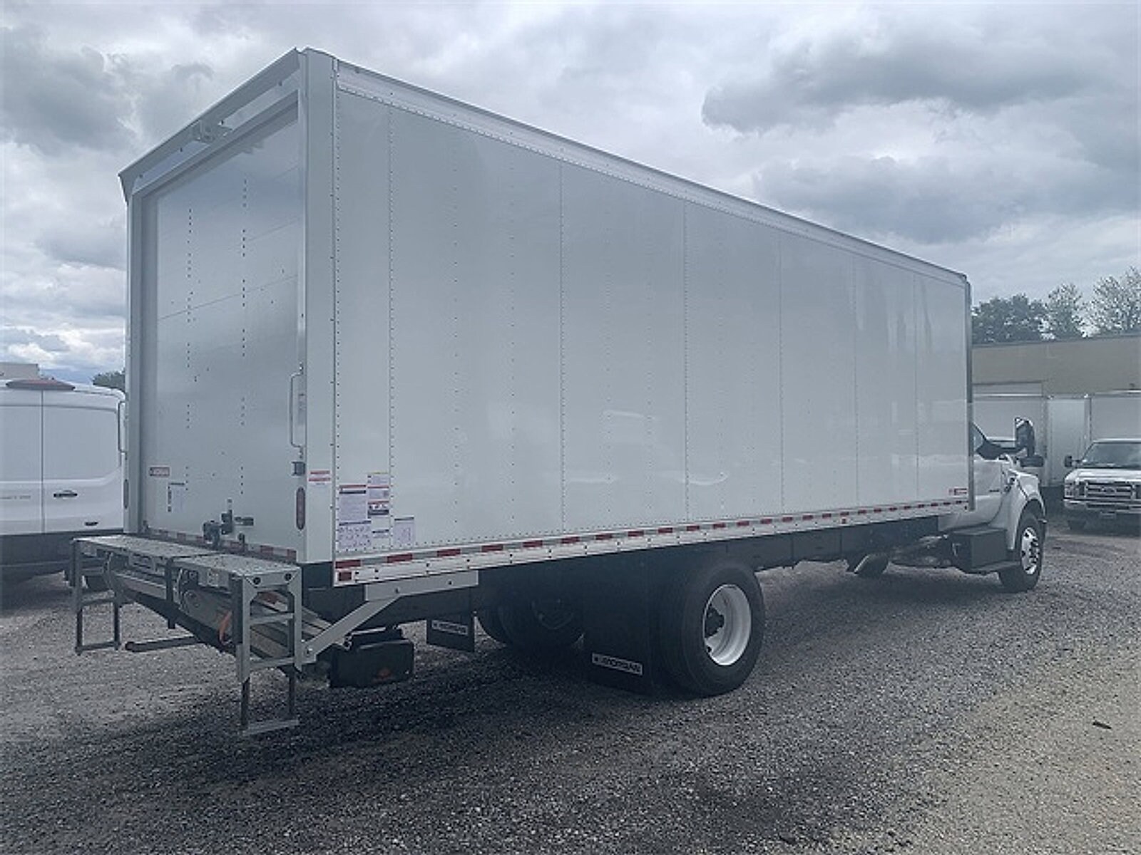 2026 Ford F-750 Base photo 4