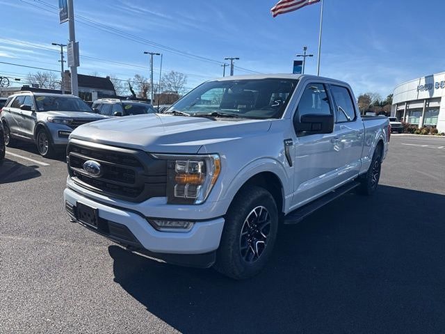 2022 Ford F-150 XLT photo 3