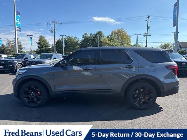 2021 Ford Explorer ST photo 4