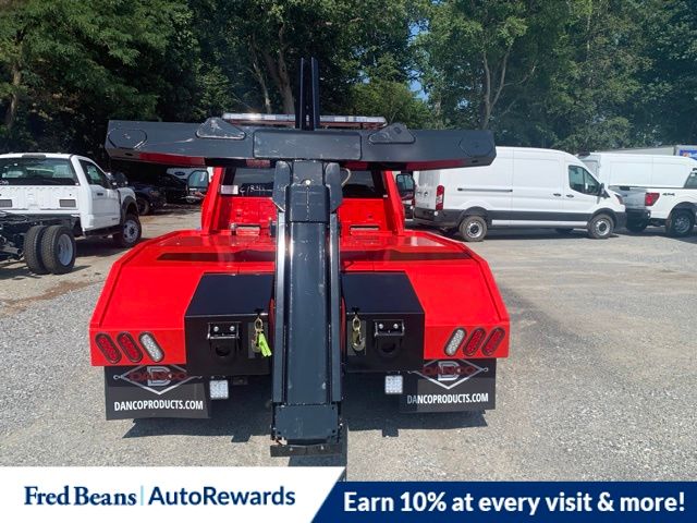 2025 Ford F-550 Super Duty Chassis Cab XLT - Photo 33