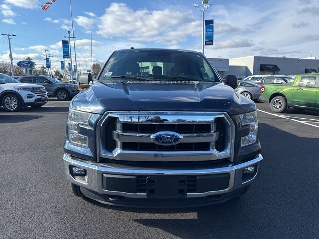 2016 Ford F-150 XLT photo 2