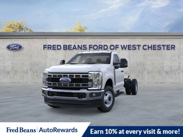 2025 Ford F-350 XL photo 2
