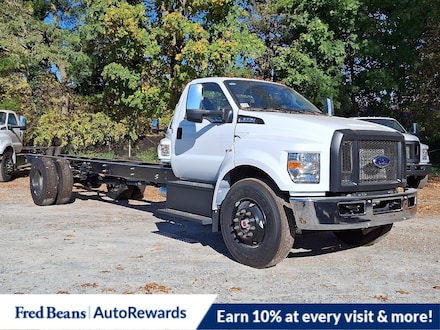 2025 Ford F-650SD Base Truck Regular Cab