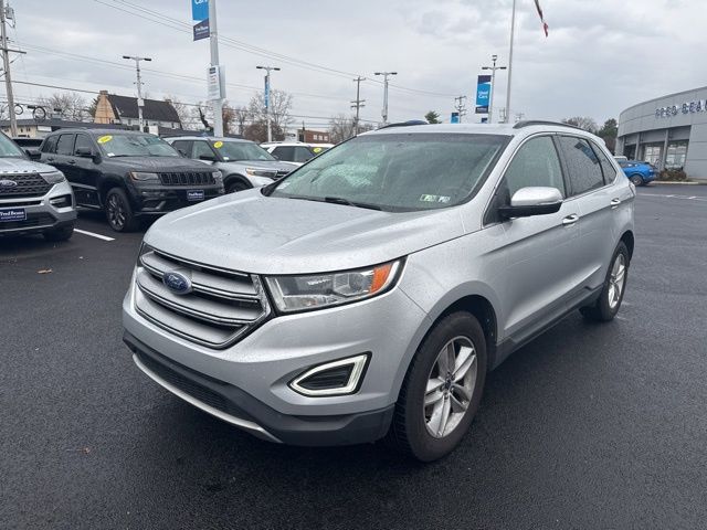 2017 Ford Edge SEL photo 2