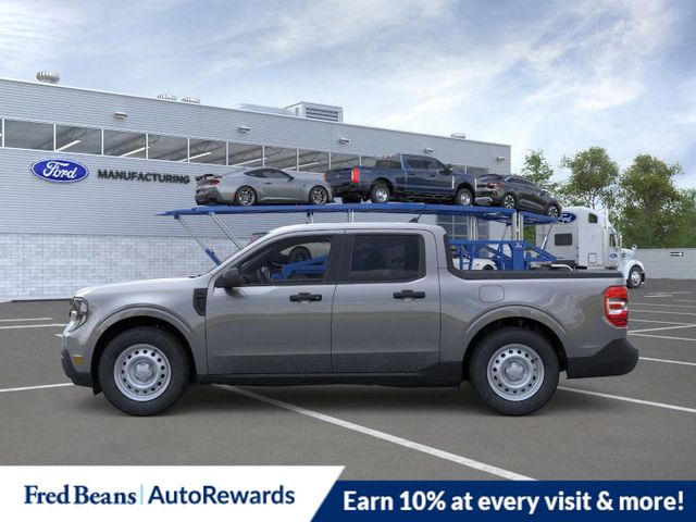 2025 Ford Maverick XL photo 2