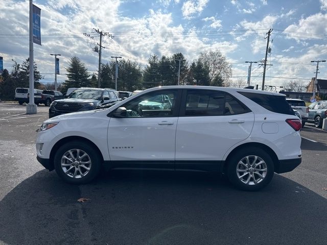 2021 Chevrolet Equinox LS photo 4