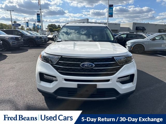 2022 Ford Explorer XLT photo 2