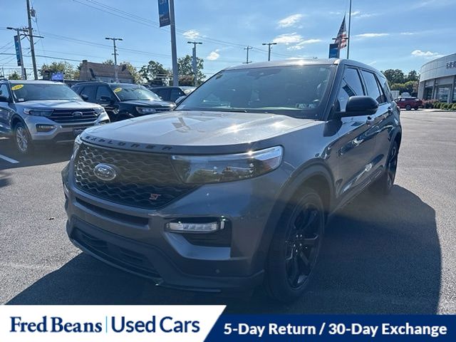 2021 Ford Explorer ST photo 3