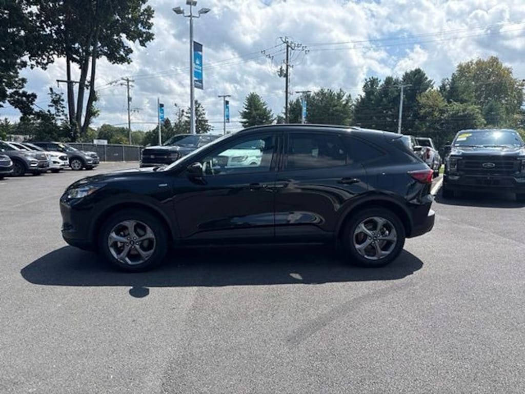 Certified 2025 Ford Escape ST-Line Select SUV