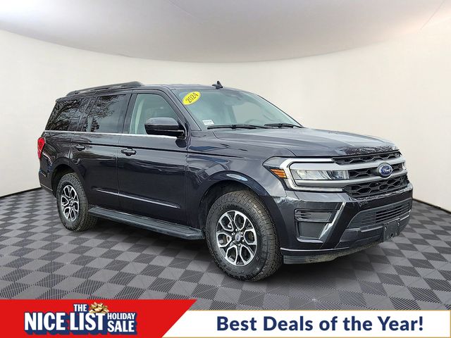 2024 Ford Expedition XLT's photo