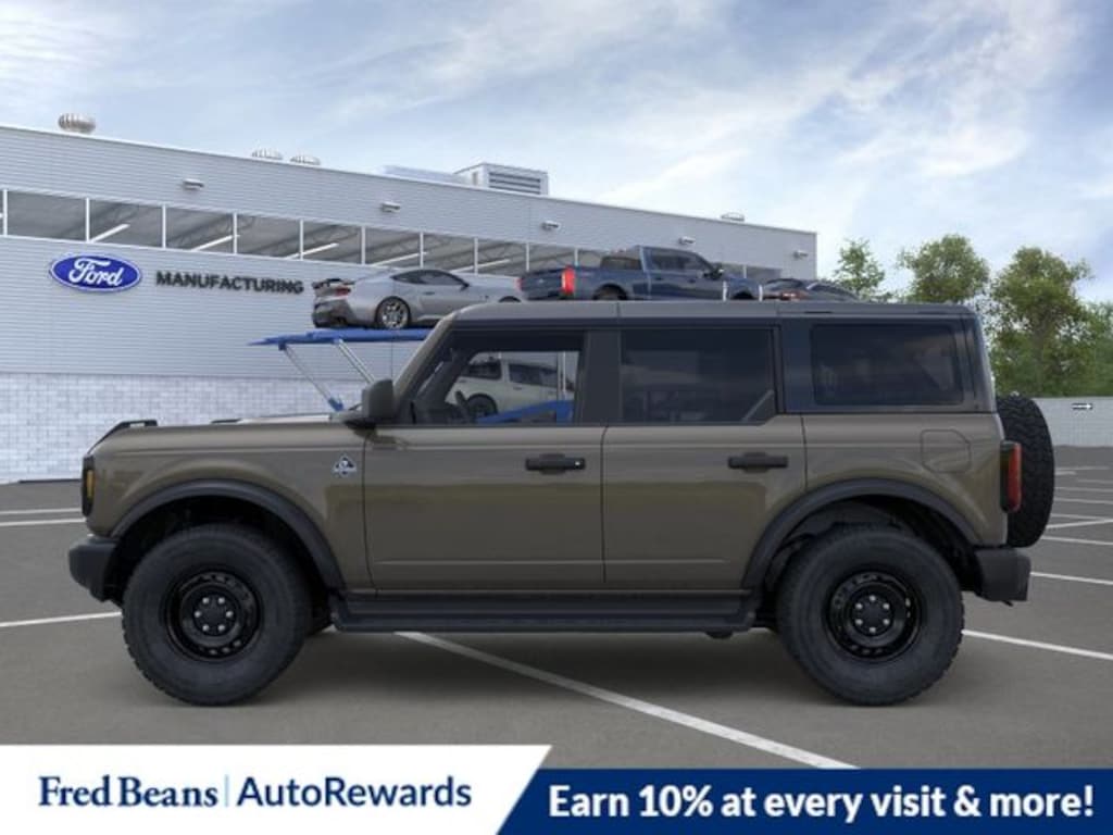 New 2026 Ford Bronco Outer Banks SUV