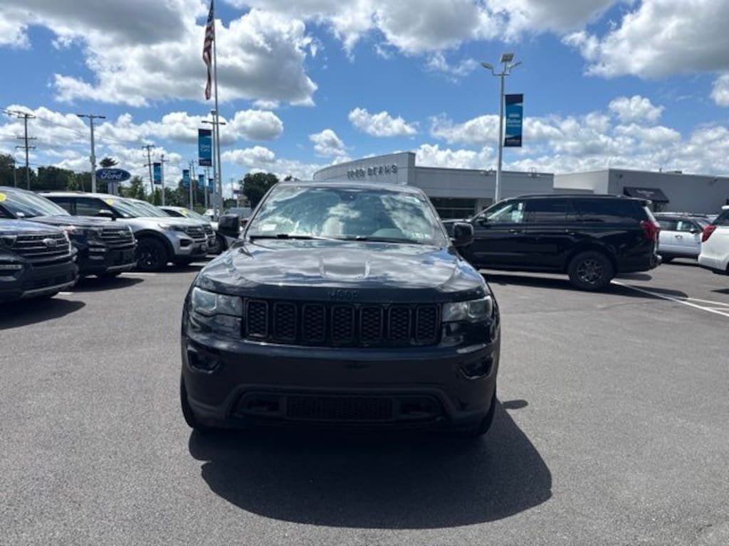 Certified 2018 Jeep Grand Cherokee Laredo SUV