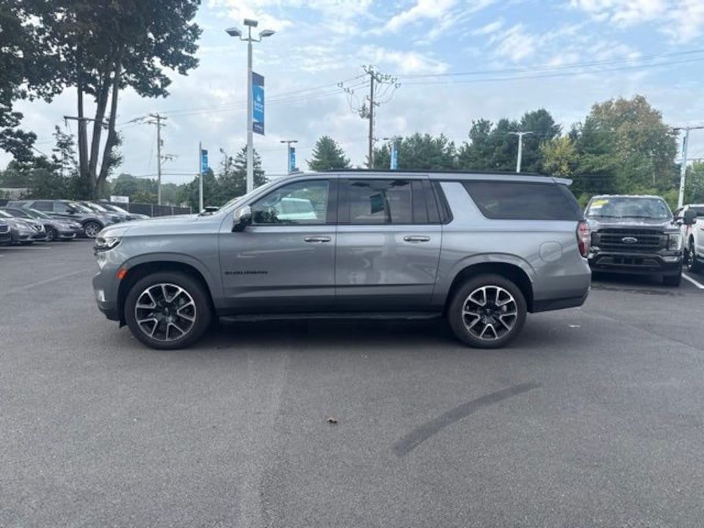 Used 2022 Chevrolet Suburban RST SUV