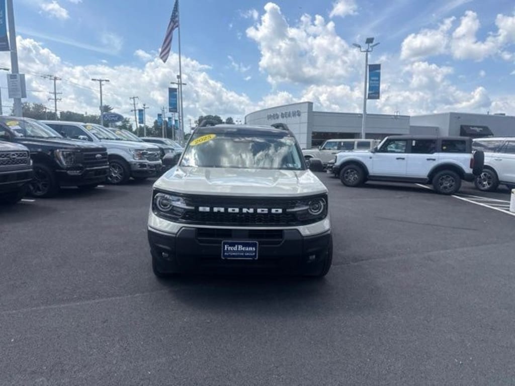 Certified 2025 Ford Bronco Sport Outer Banks SUV