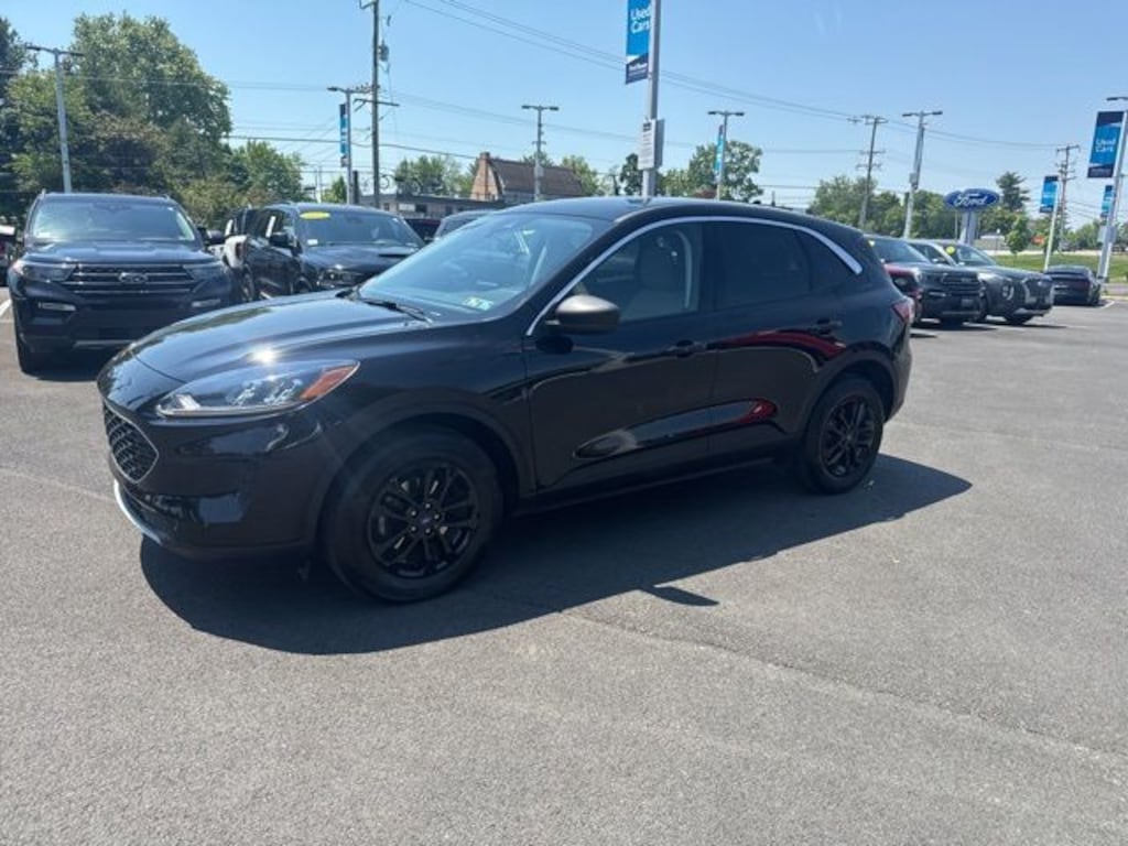 Certified 2022 Ford Escape SE SUV