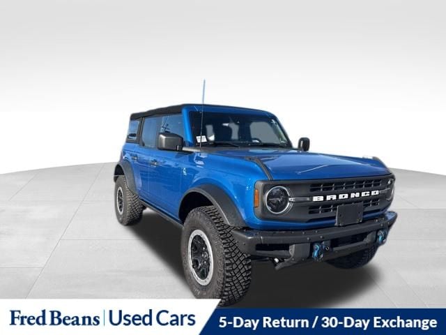 2022 Ford Bronco Black Diamond's photo
