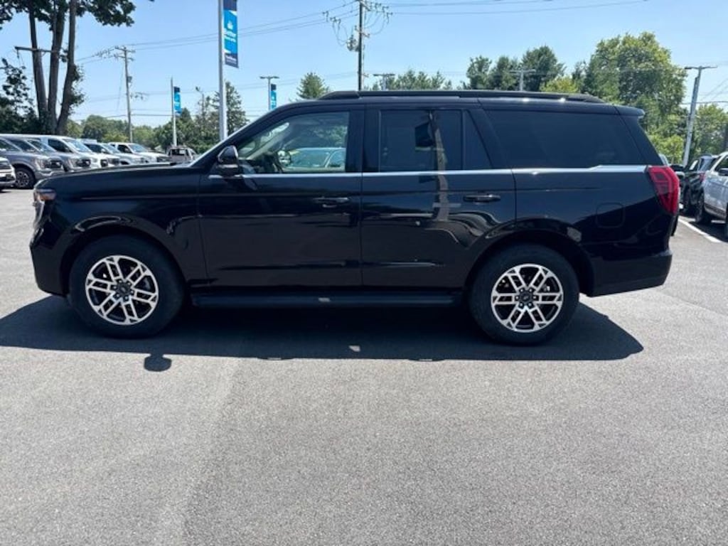 Certified 2025 Ford Expedition Active SUV