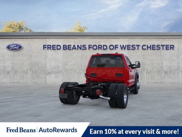2025 Ford F-550 Super Duty Chassis Cab XLT - Photo 10