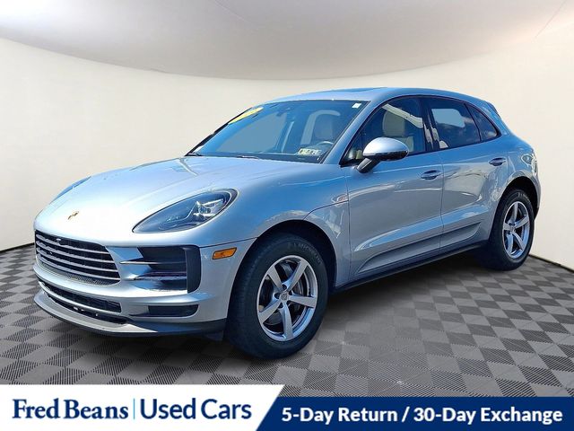 2021 Porsche Macan Base photo 2