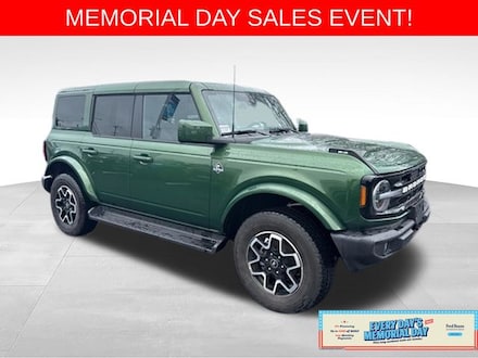 2025 Ford Bronco Outer Banks