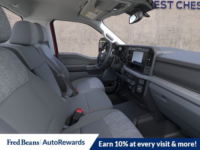 2025 Ford F-550 Super Duty Chassis Cab XLT - Photo 15