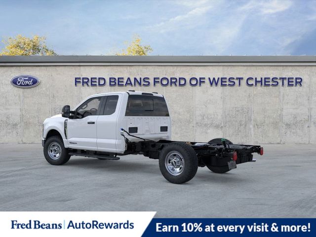 2025 Ford F-350 XL photo 4