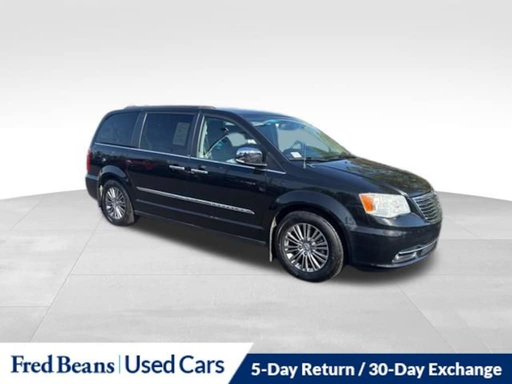 Used 2014 Chrysler Town & Country Touring-L Van